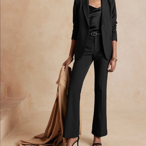 EUC Banana Republic Black Dress Pants - Picture 1 of 4